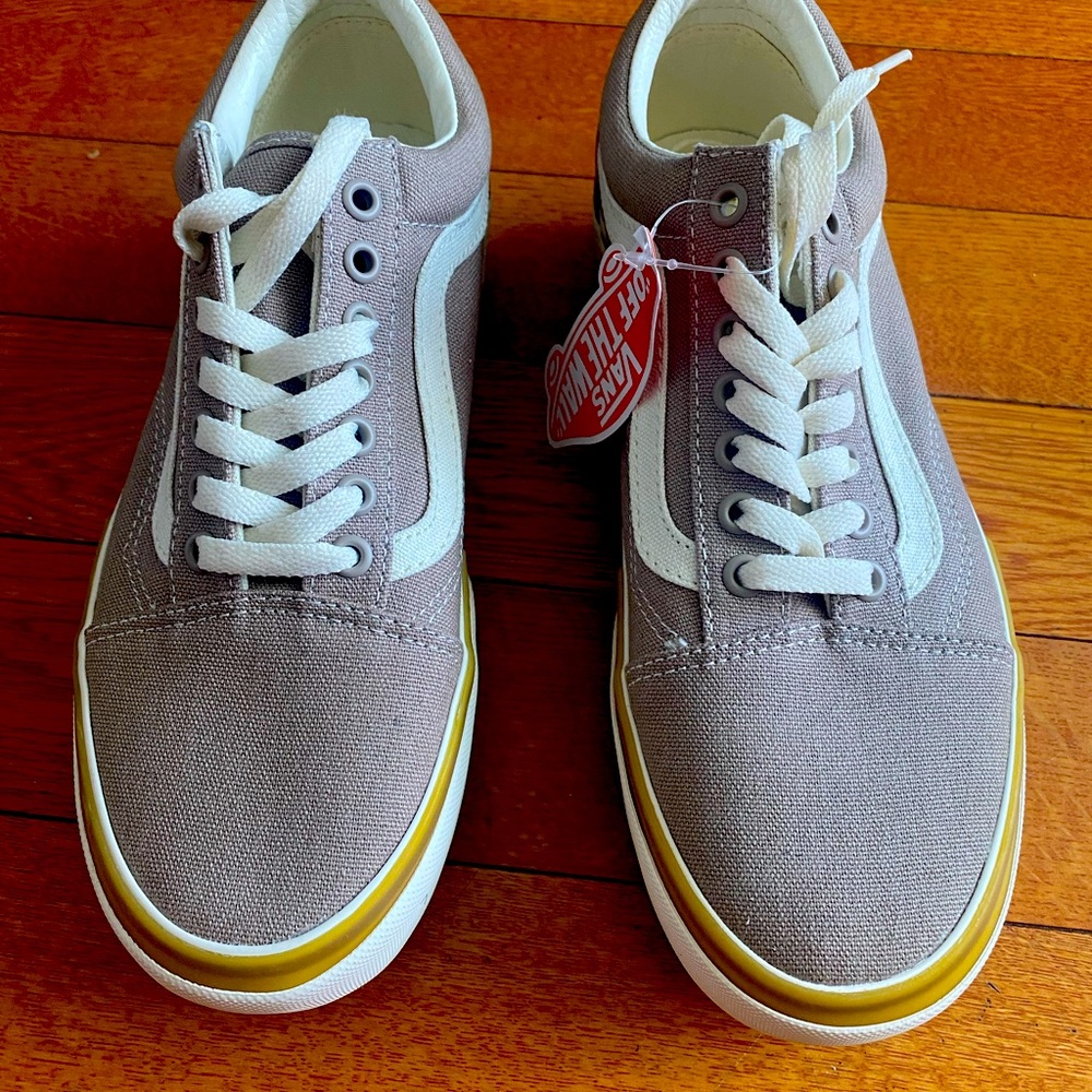 New women platform sneakers. Brand new with tags. No box
